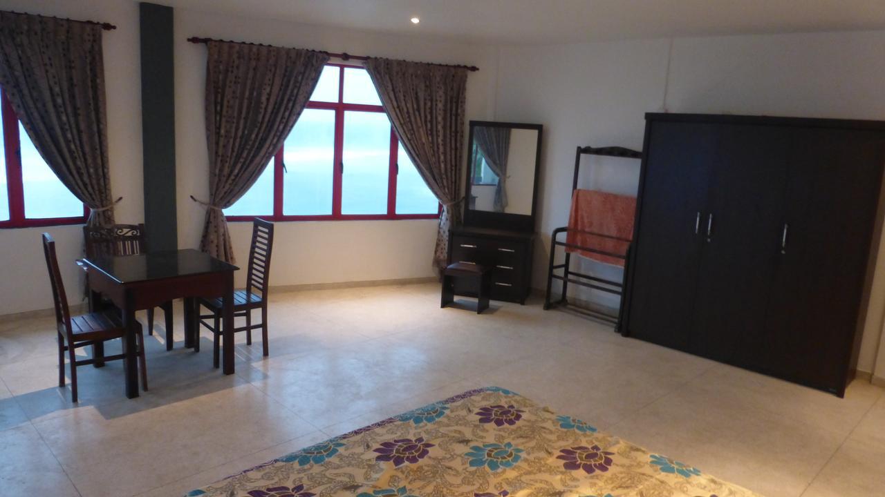 Ocean Reef Hotel ฮิกคาดูวา ภายนอก รูปภาพ