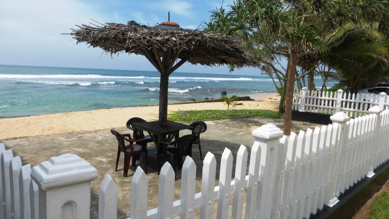 Ocean Reef Hotel ฮิกคาดูวา ภายนอก รูปภาพ